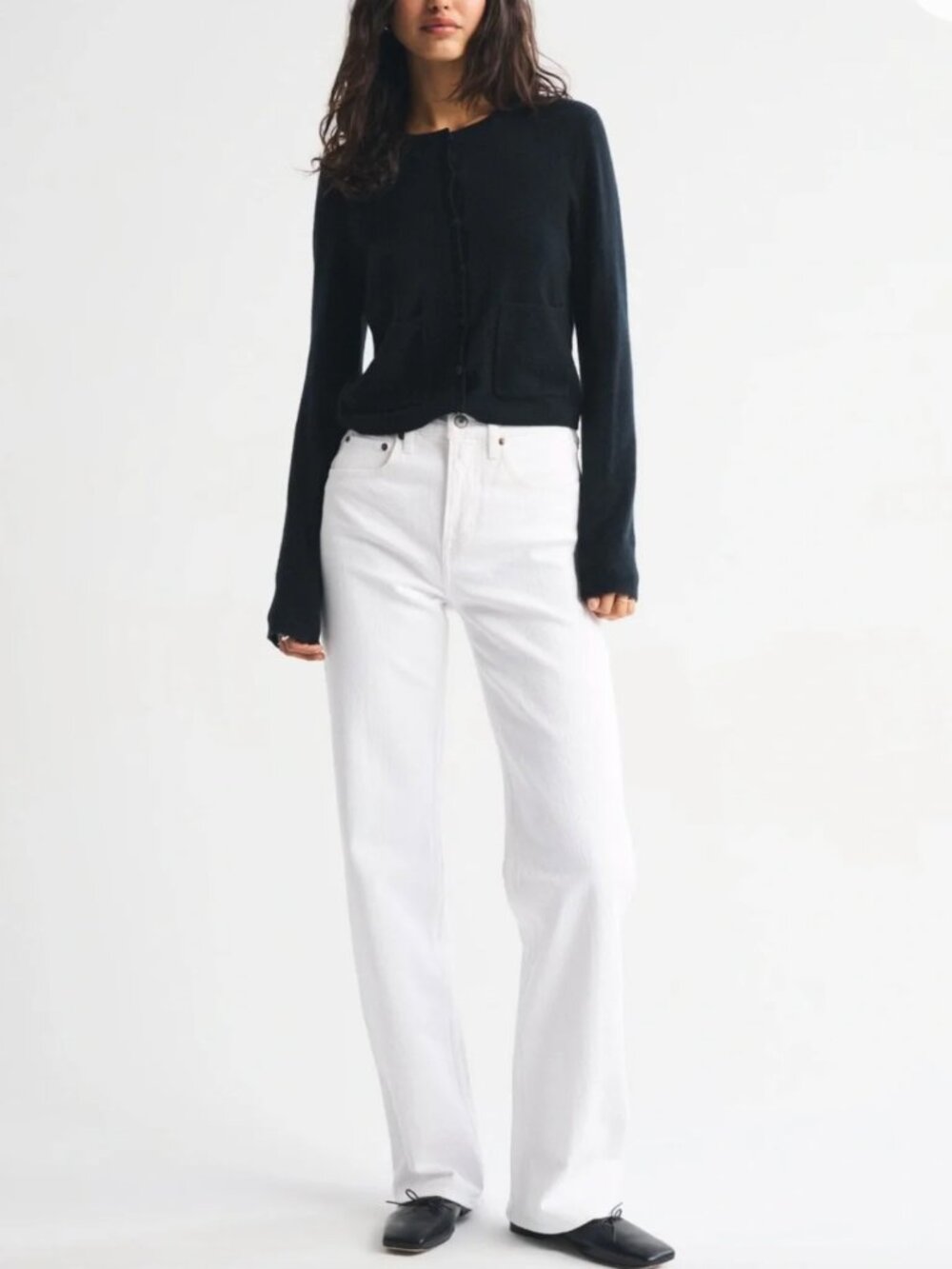 NWOT Abercrombie and Fitch Mid-rise 90s straight Jeans in White